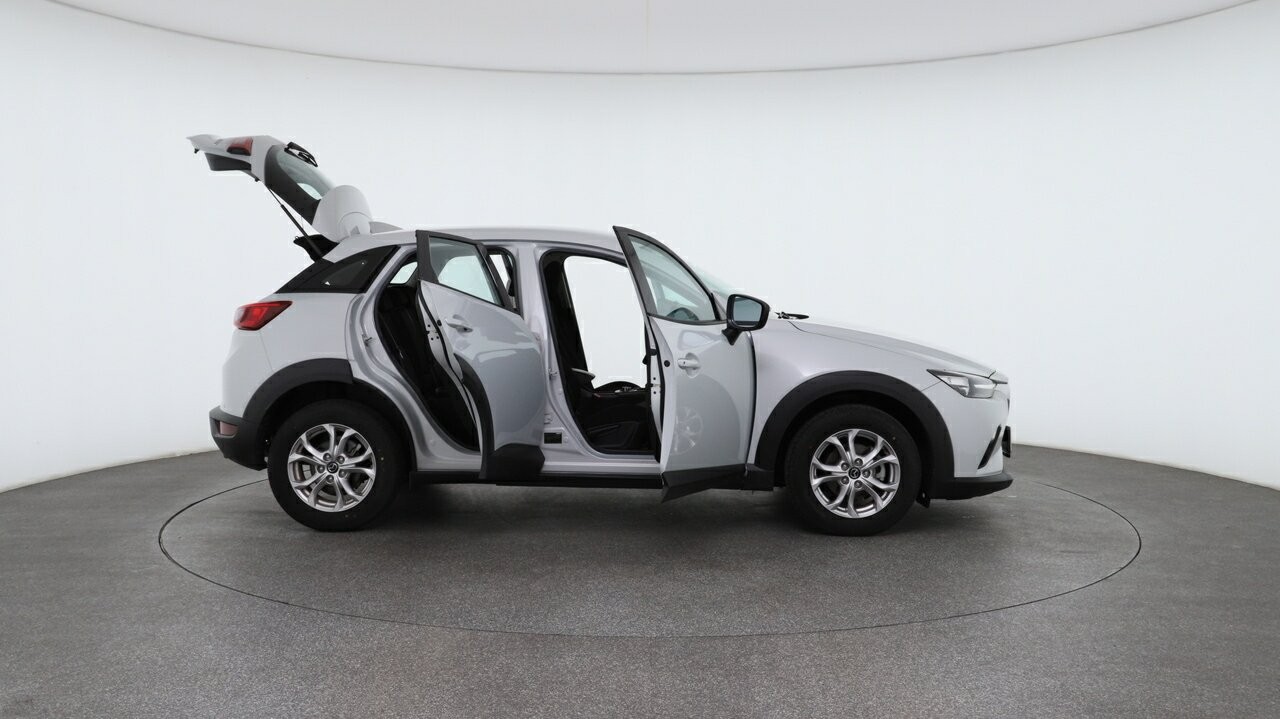 Mazda Cx-3 image 4