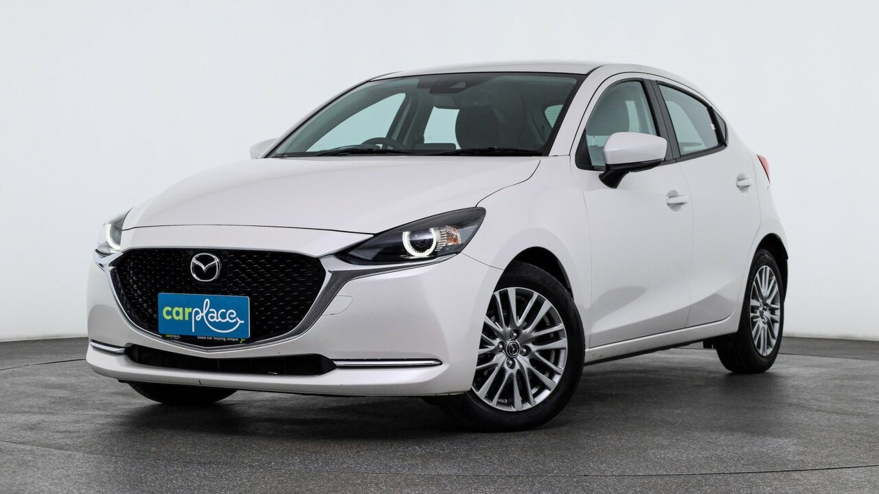 Mazda 2 image 1