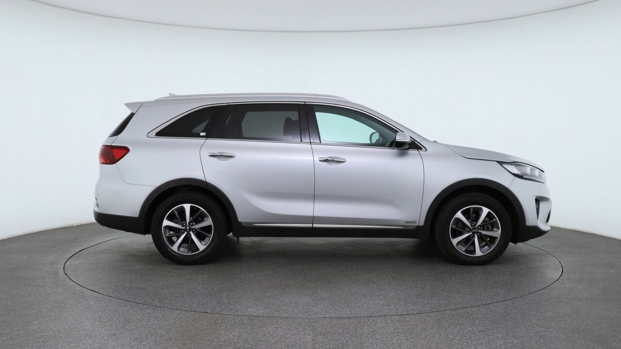 Kia Sorento image 4