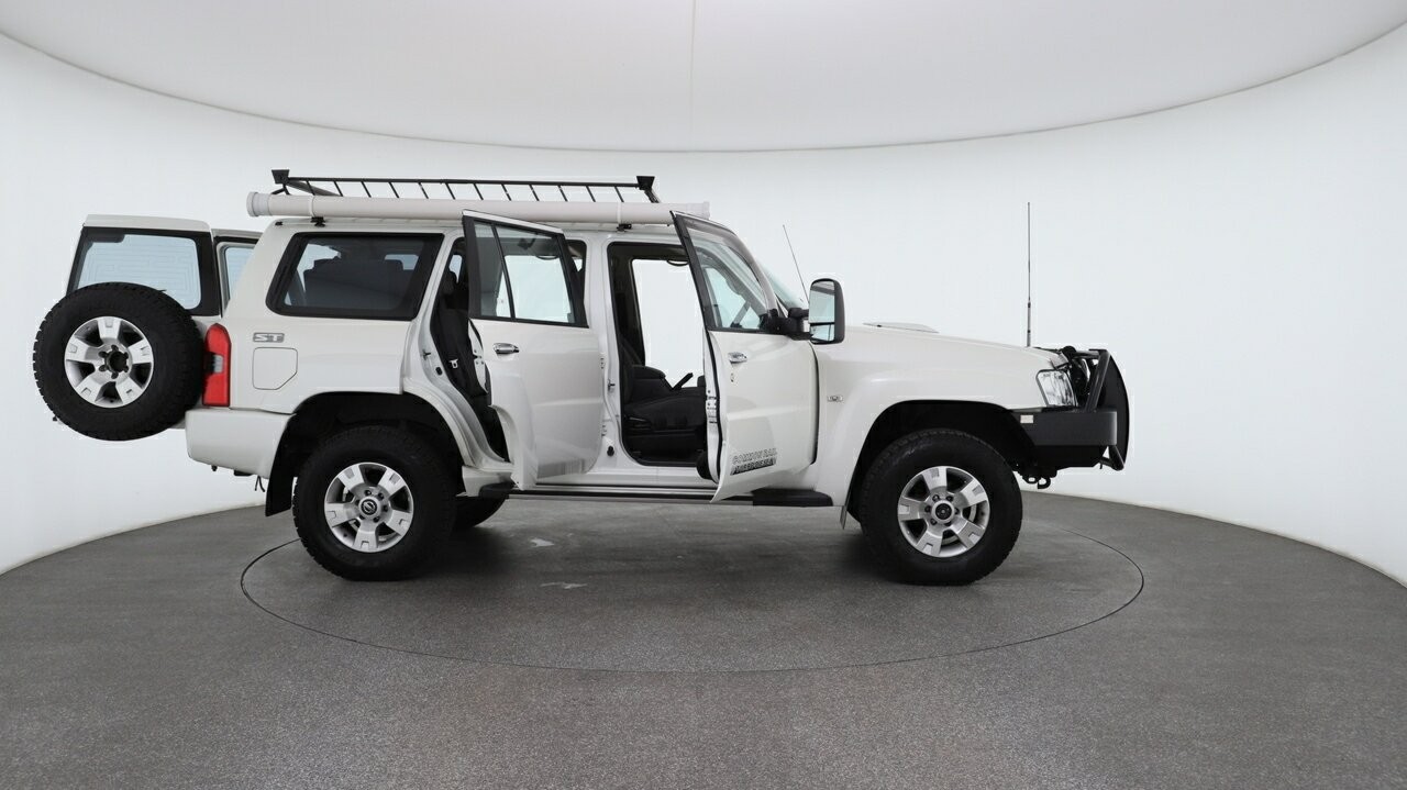 Nissan Patrol image 4