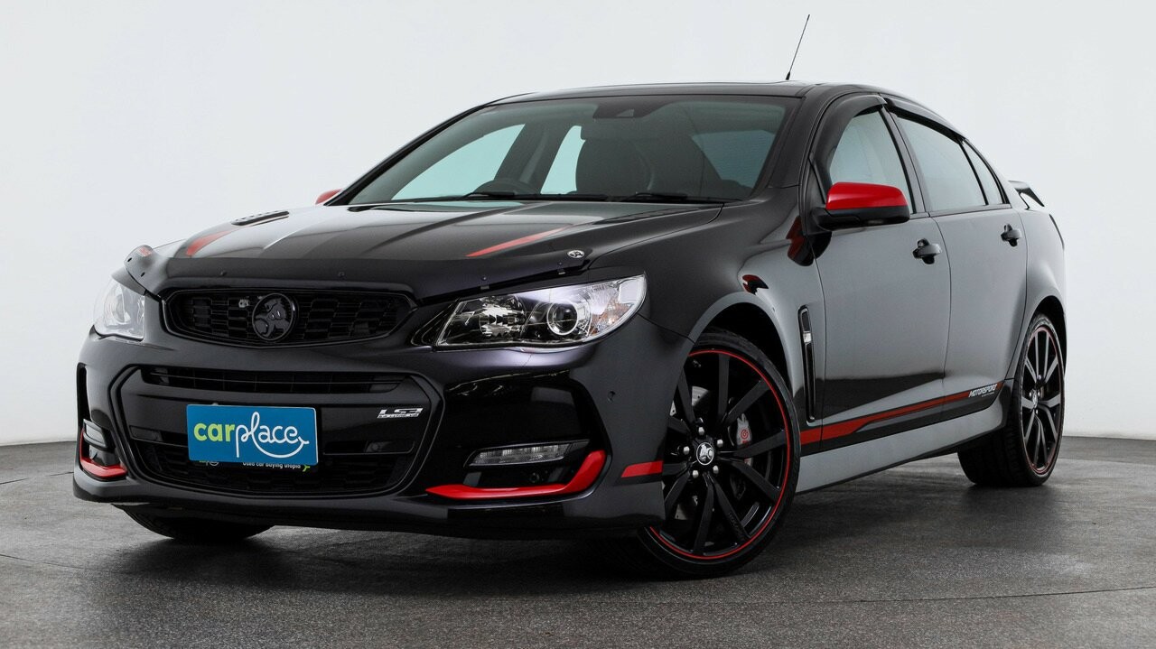 Holden Commodore image 1