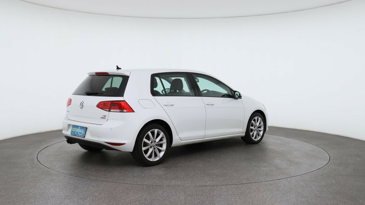 Volkswagen Golf image 3