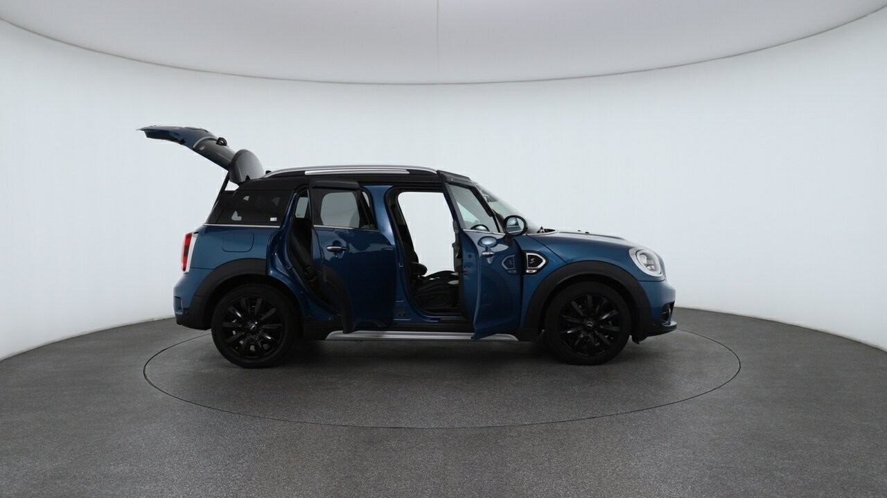 Mini Countryman image 4
