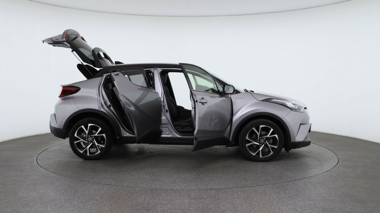 Toyota C-hr image 4