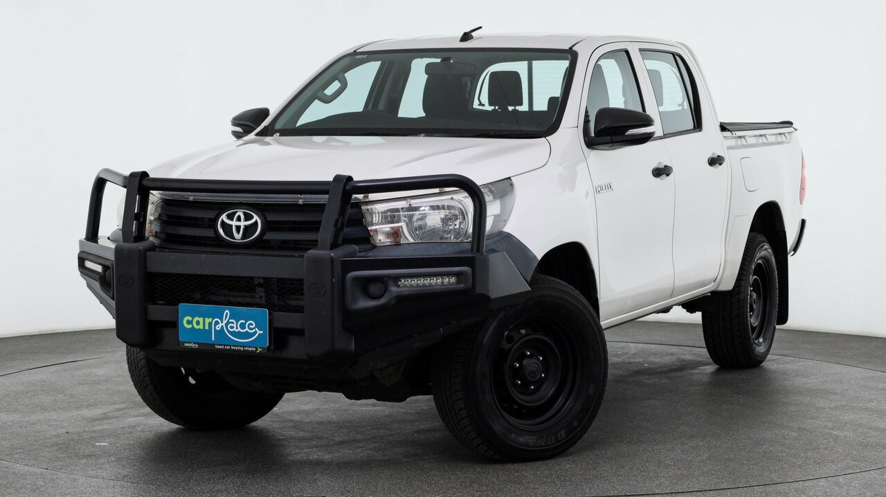 Toyota Hilux image 1