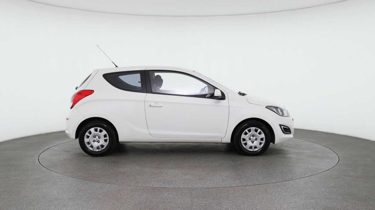 Hyundai I20 image 3