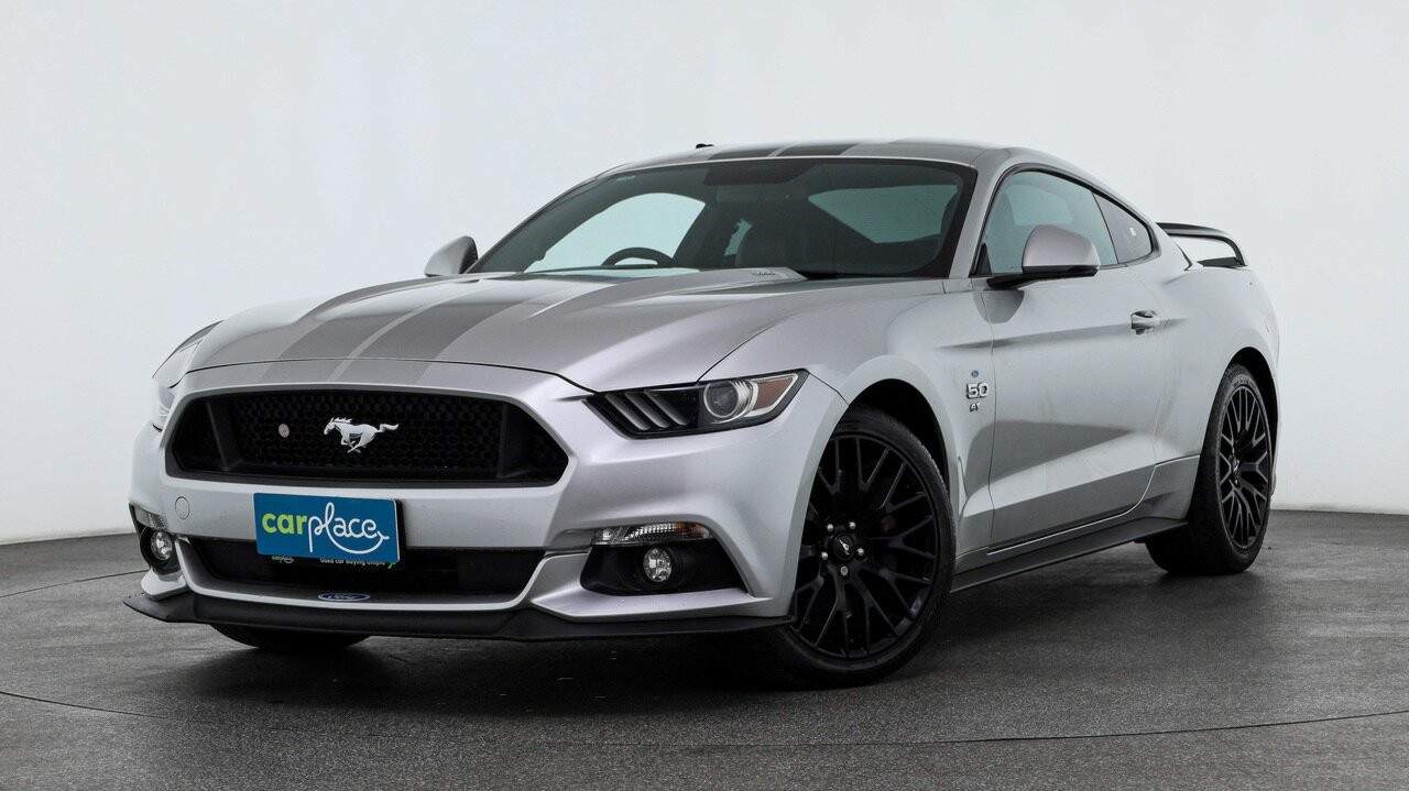 Ford Mustang image 1