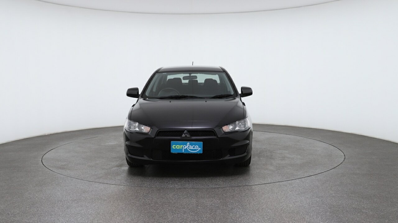 Mitsubishi Lancer image 2