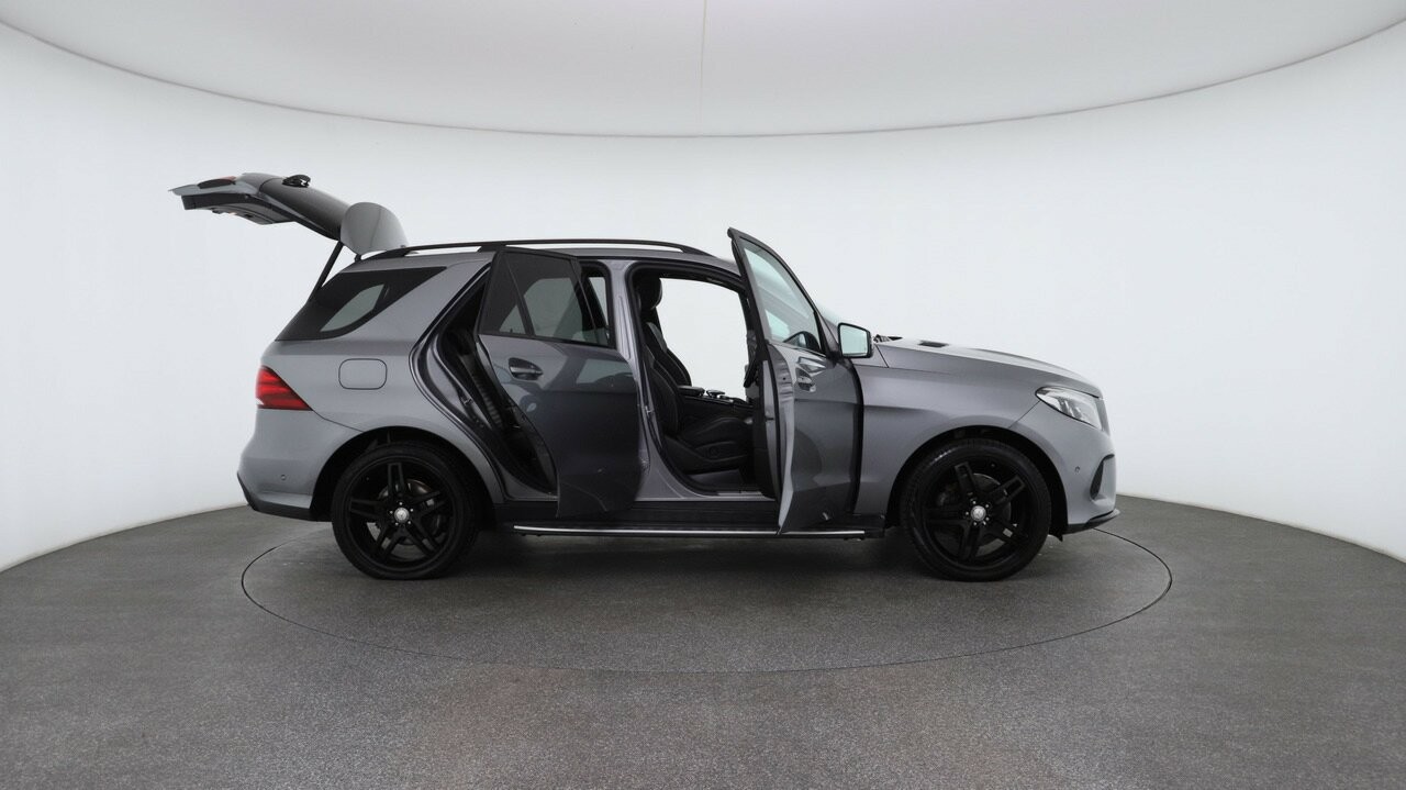 Mercedes Benz Gle-class image 4