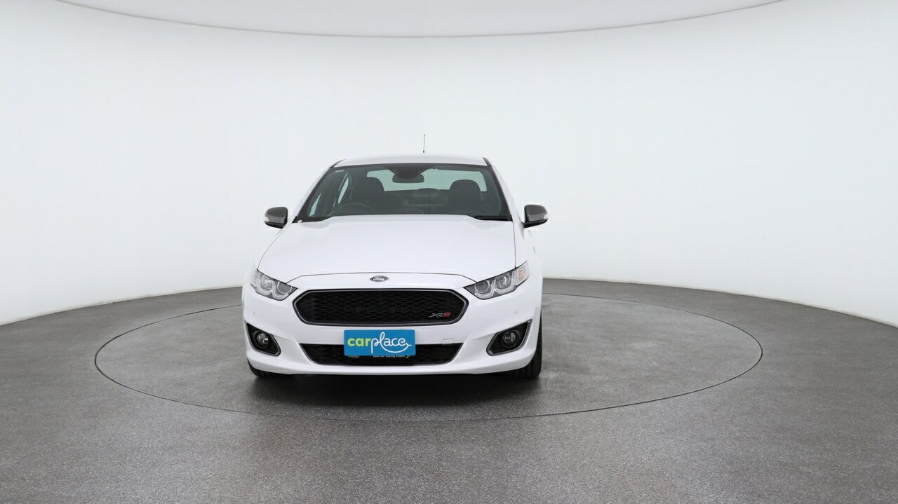 Ford Falcon image 2