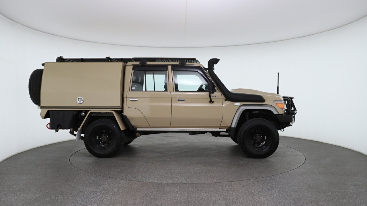 Toyota Landcruiser image 3