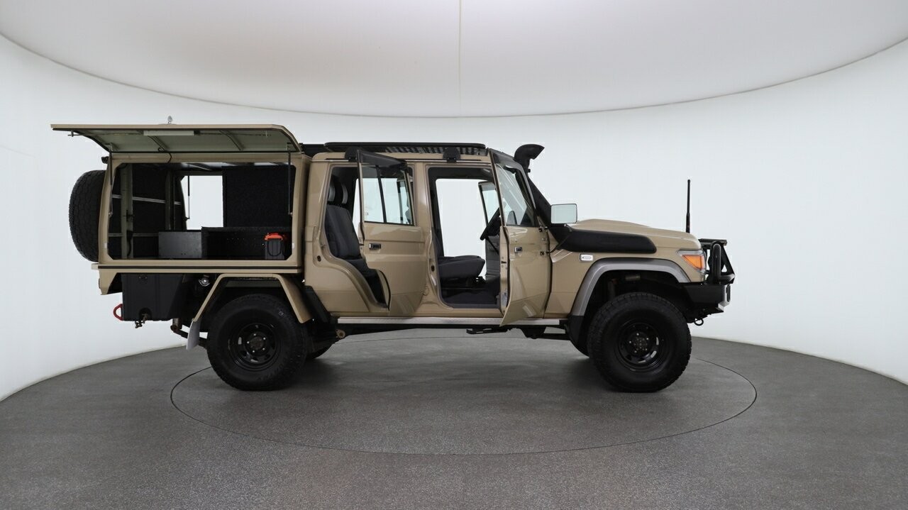 Toyota Landcruiser image 4