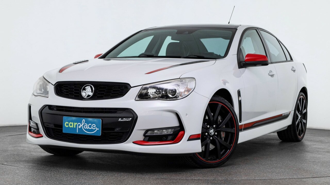 Holden Commodore image 1