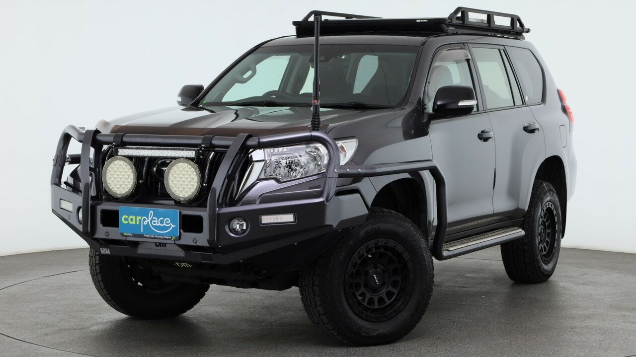 Toyota Landcruiser Prado image 1