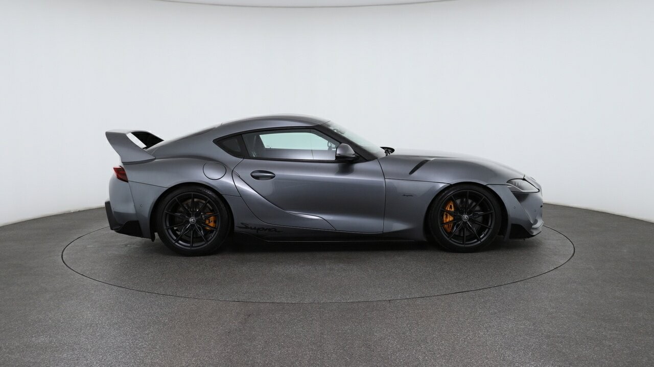 Toyota Supra image 3