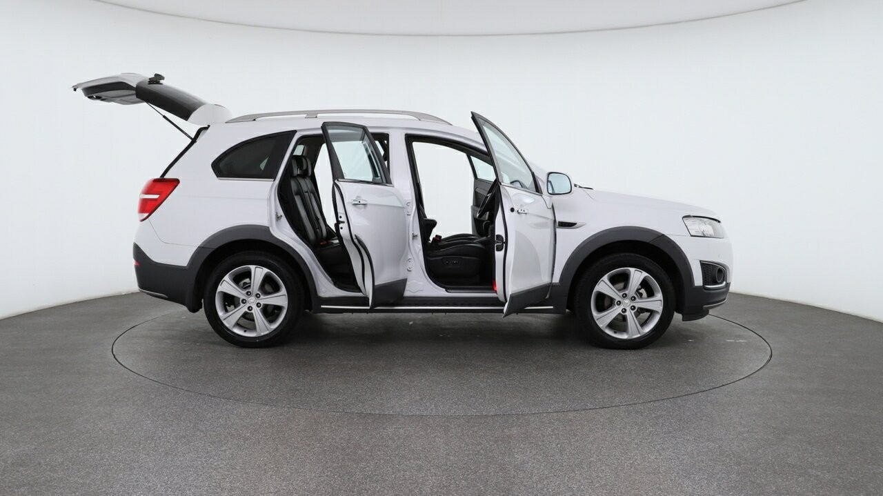 Holden Captiva image 4