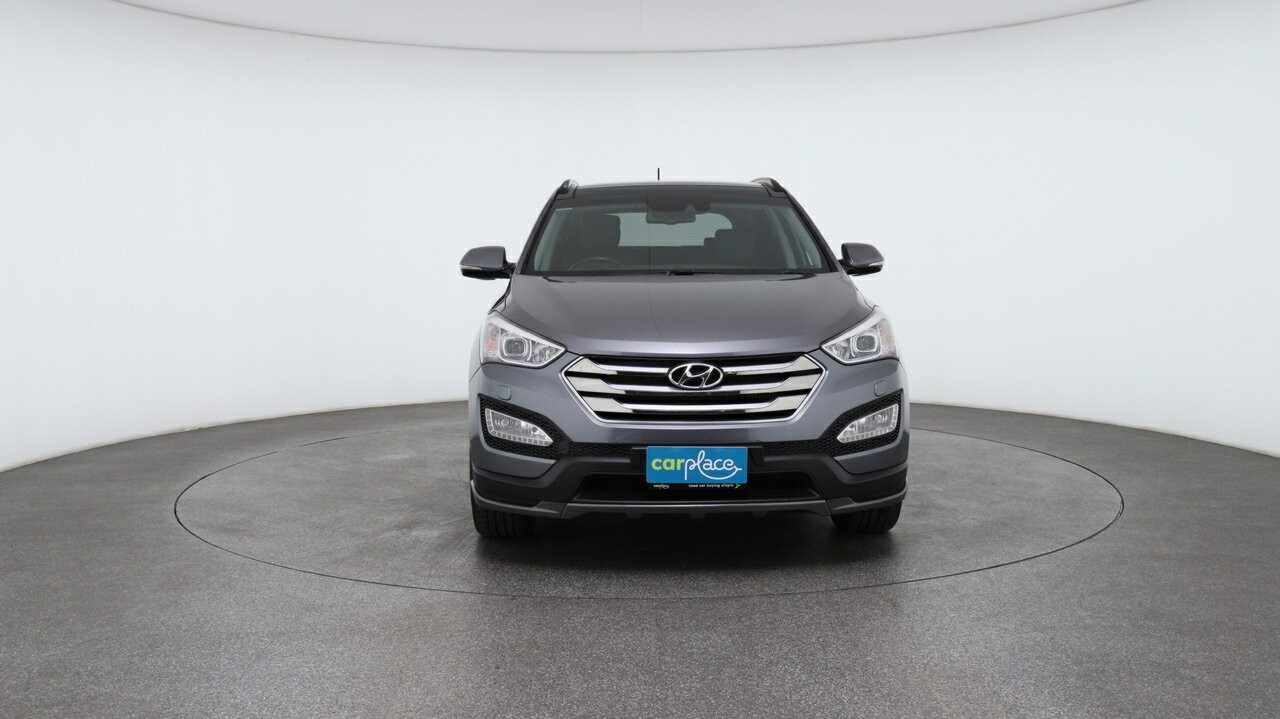 Hyundai Santa Fe image 2