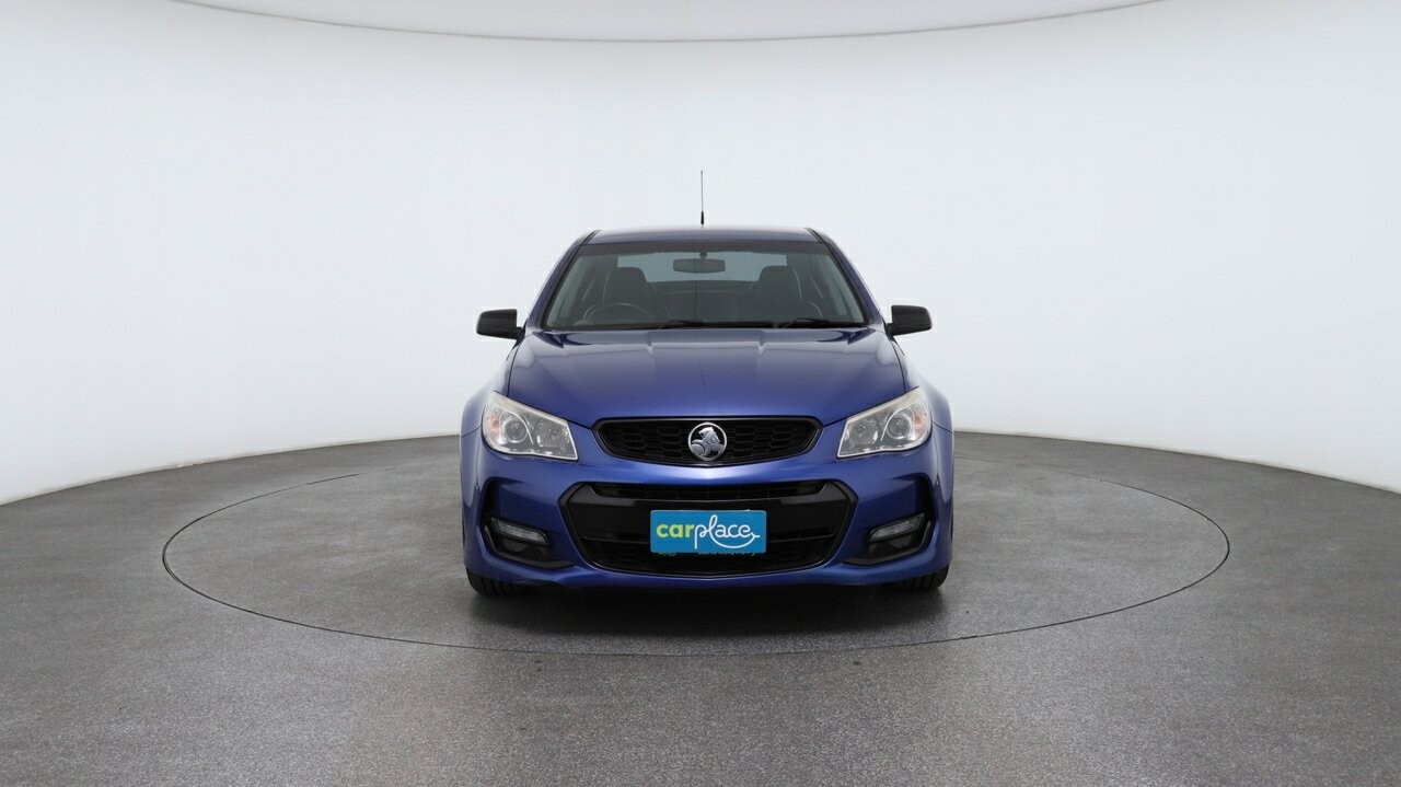 Holden Commodore image 2