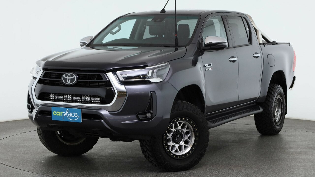 Toyota Hilux image 1