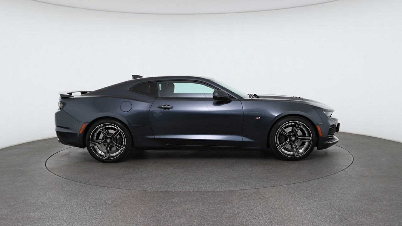 Chevrolet Camaro image 3