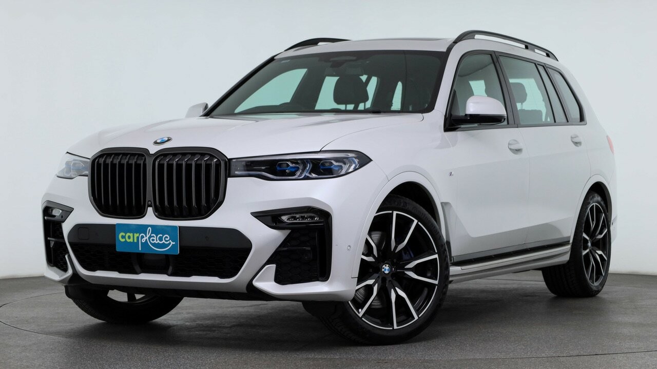 BMW X7 image 1