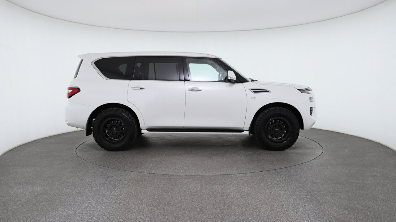 Nissan Patrol image 3