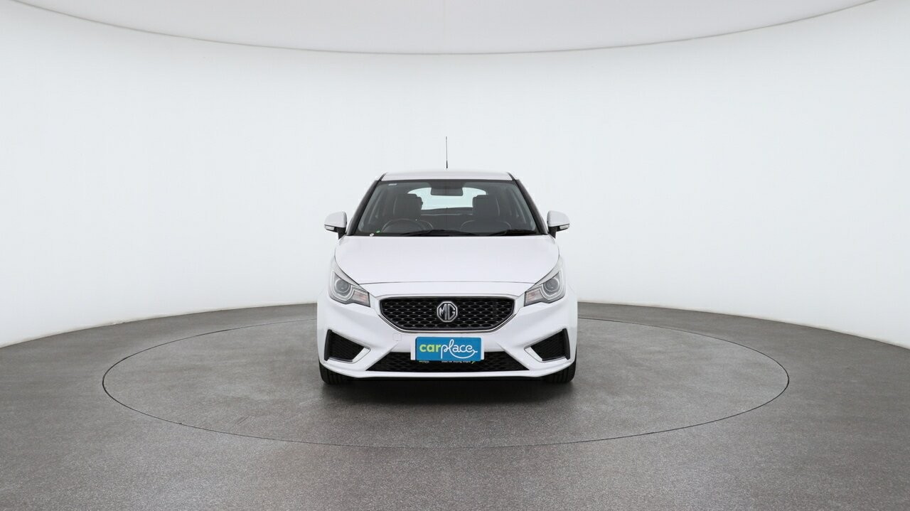 MG Mg3 image 2