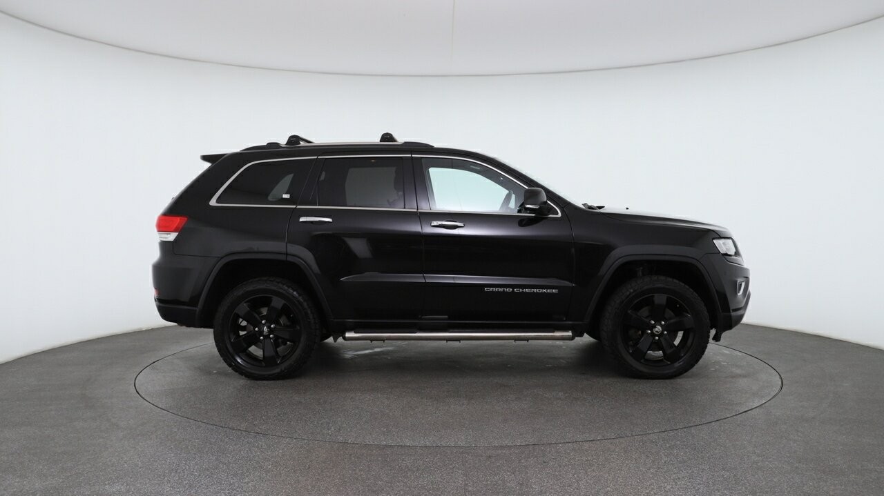 Jeep Grand Cherokee image 3
