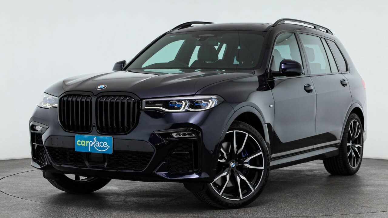 BMW X7 image 1