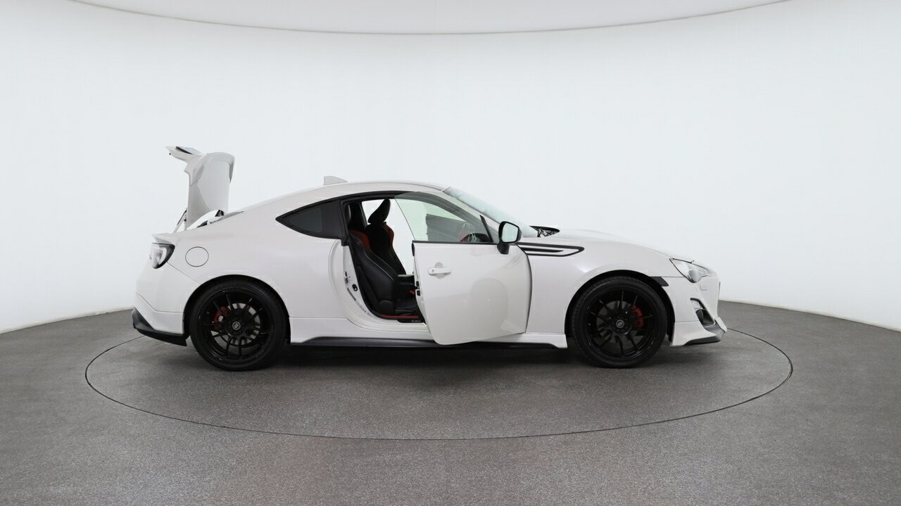 Toyota 86 image 4