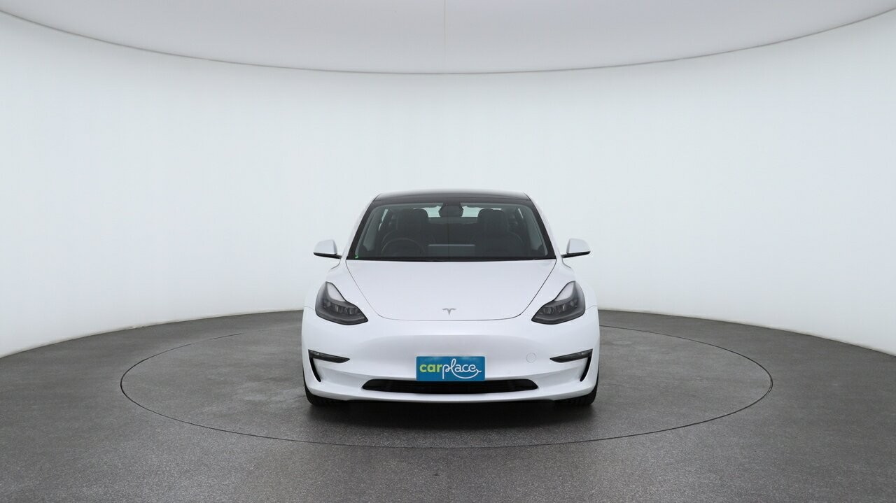Tesla Model 3 image 2