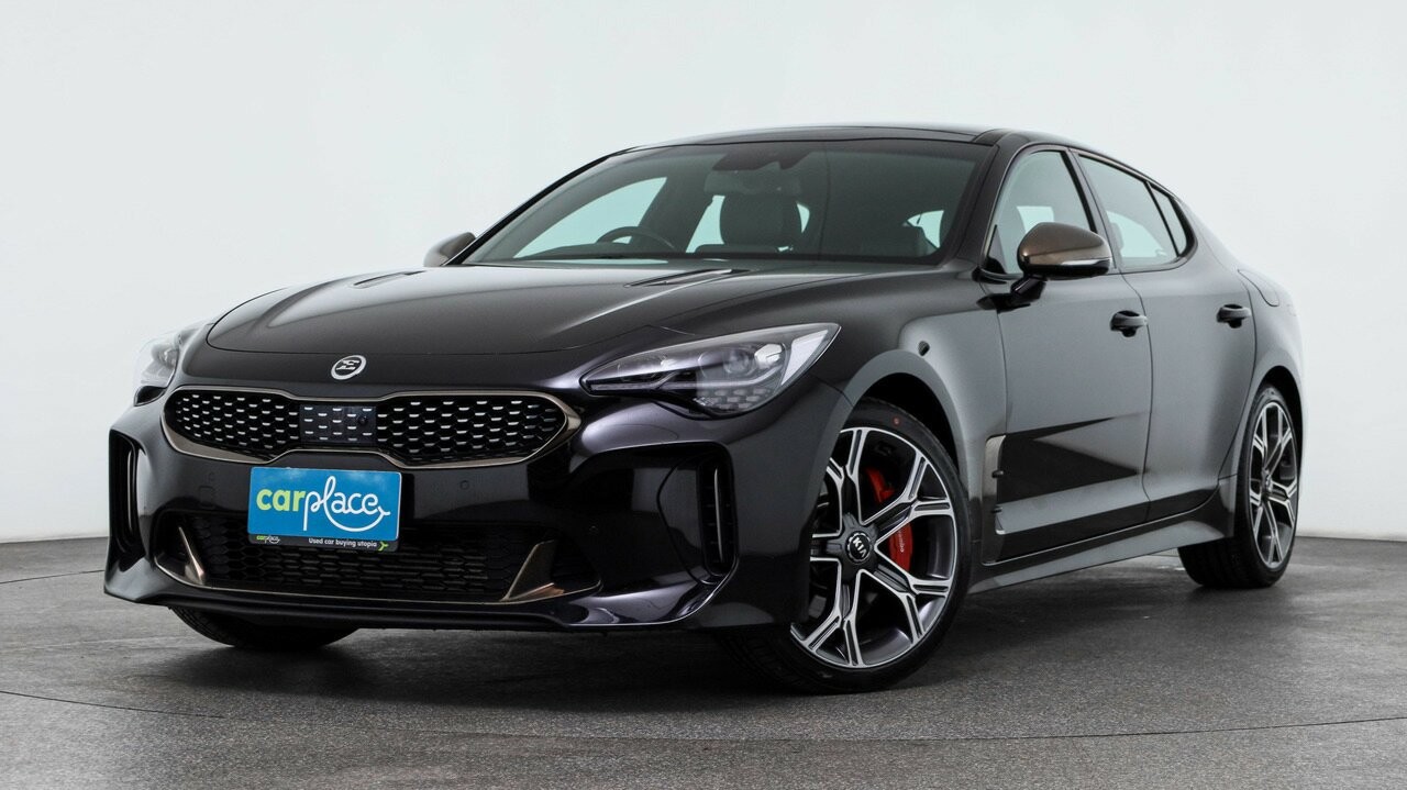 Kia Stinger image 1