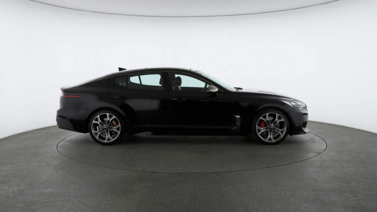 Kia Stinger image 3