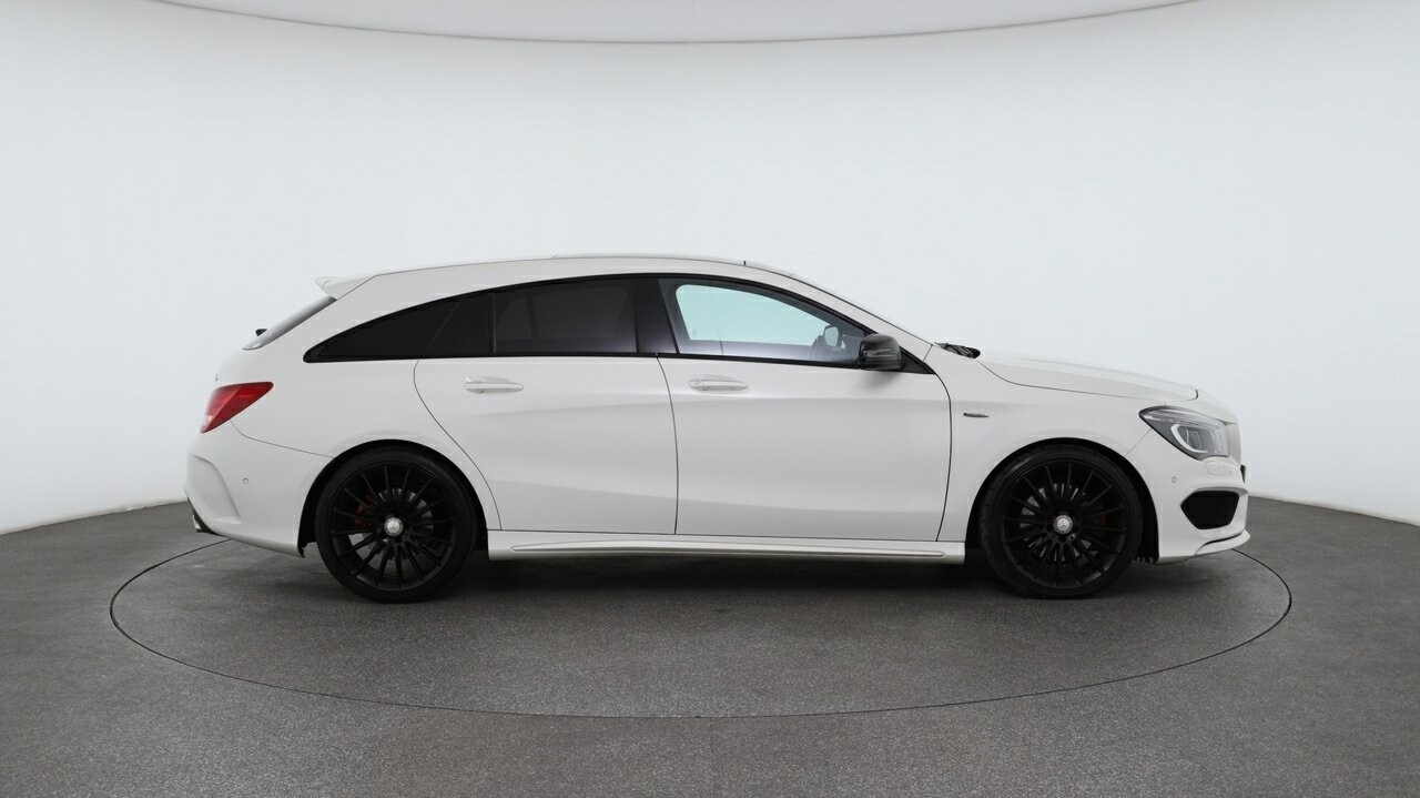 Mercedes Benz Cla-class image 3