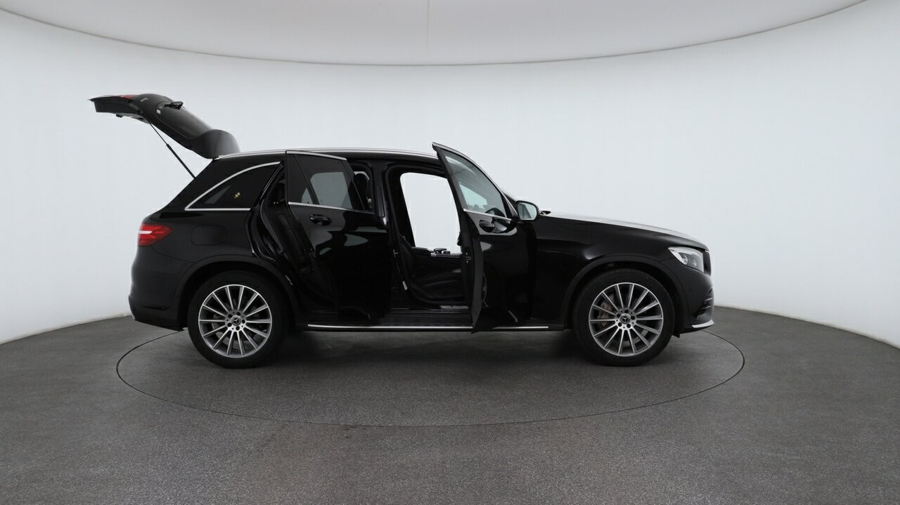 Mercedes Benz Glc-class image 4