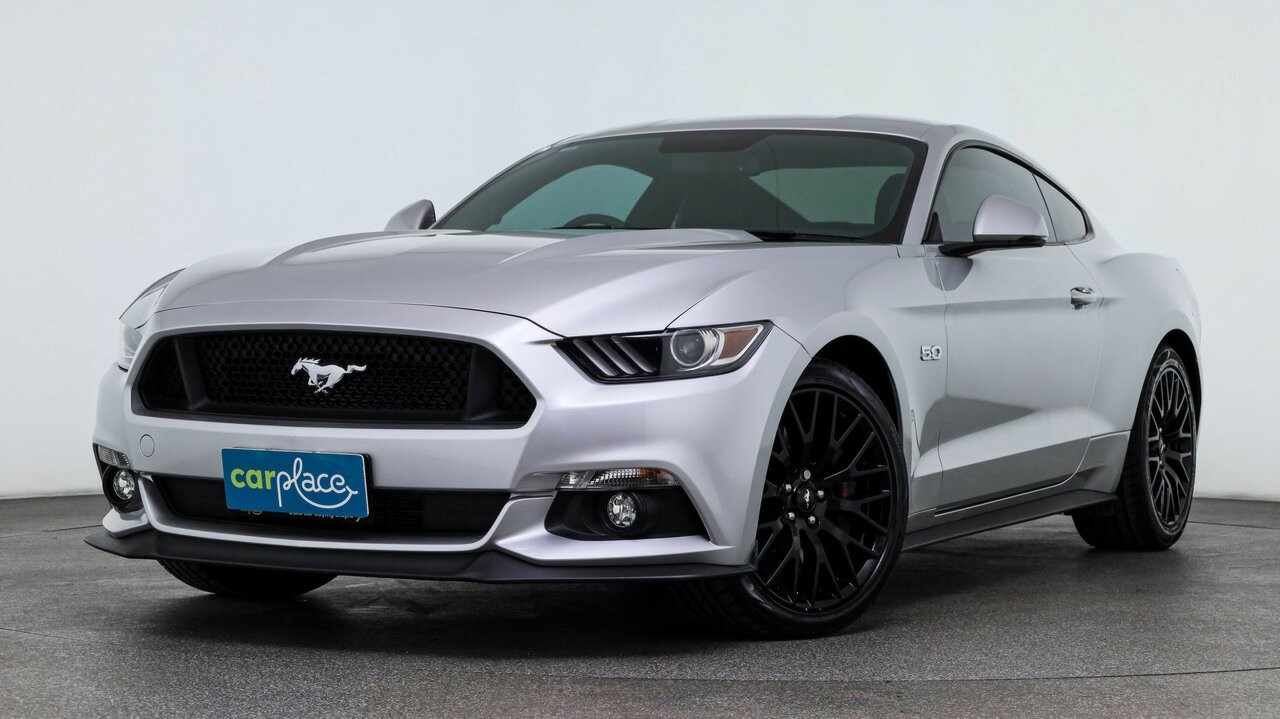Ford Mustang image 1