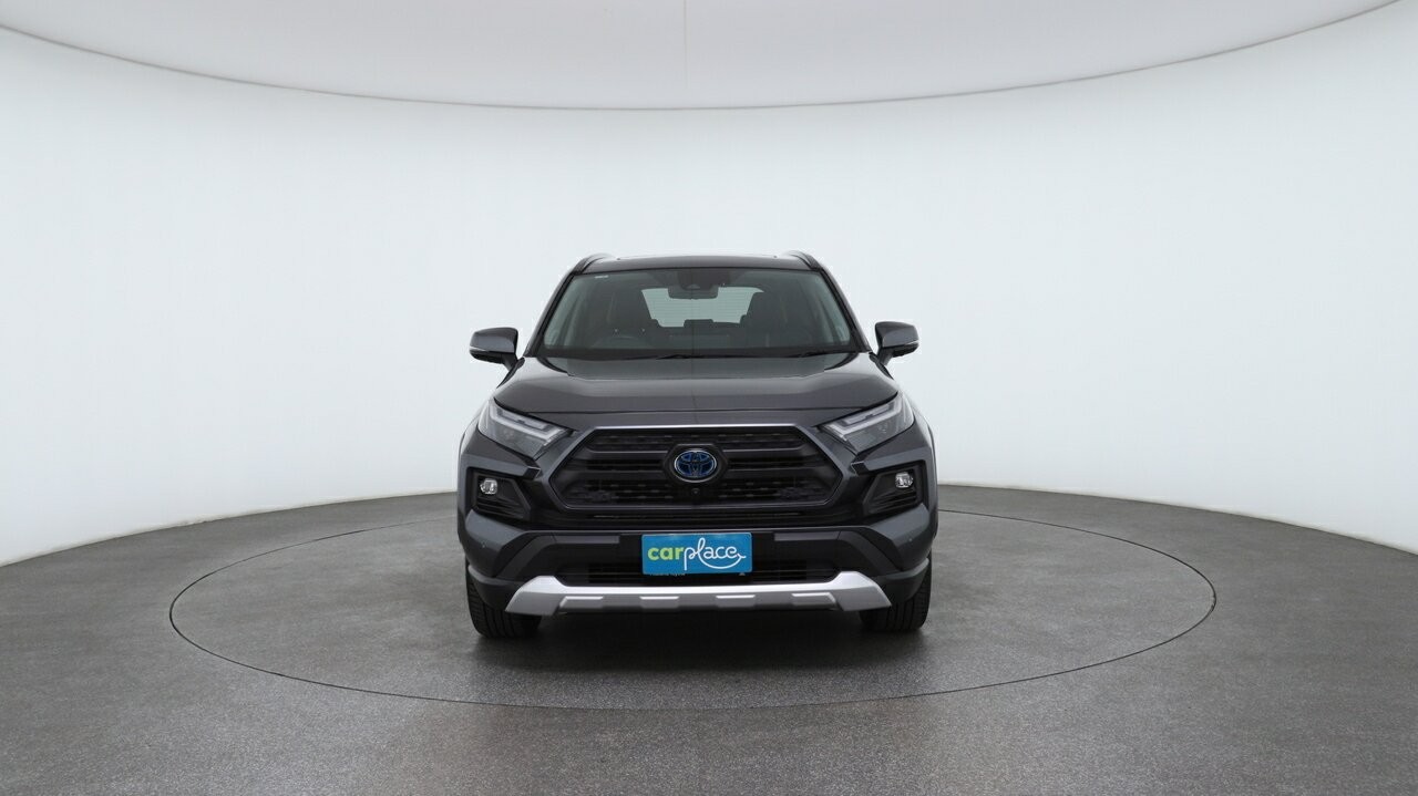 Toyota Rav4 image 2