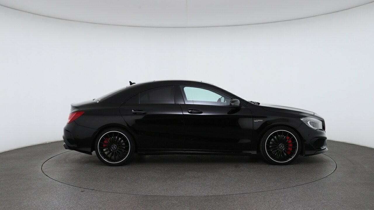 Mercedes Benz Cla-class image 3