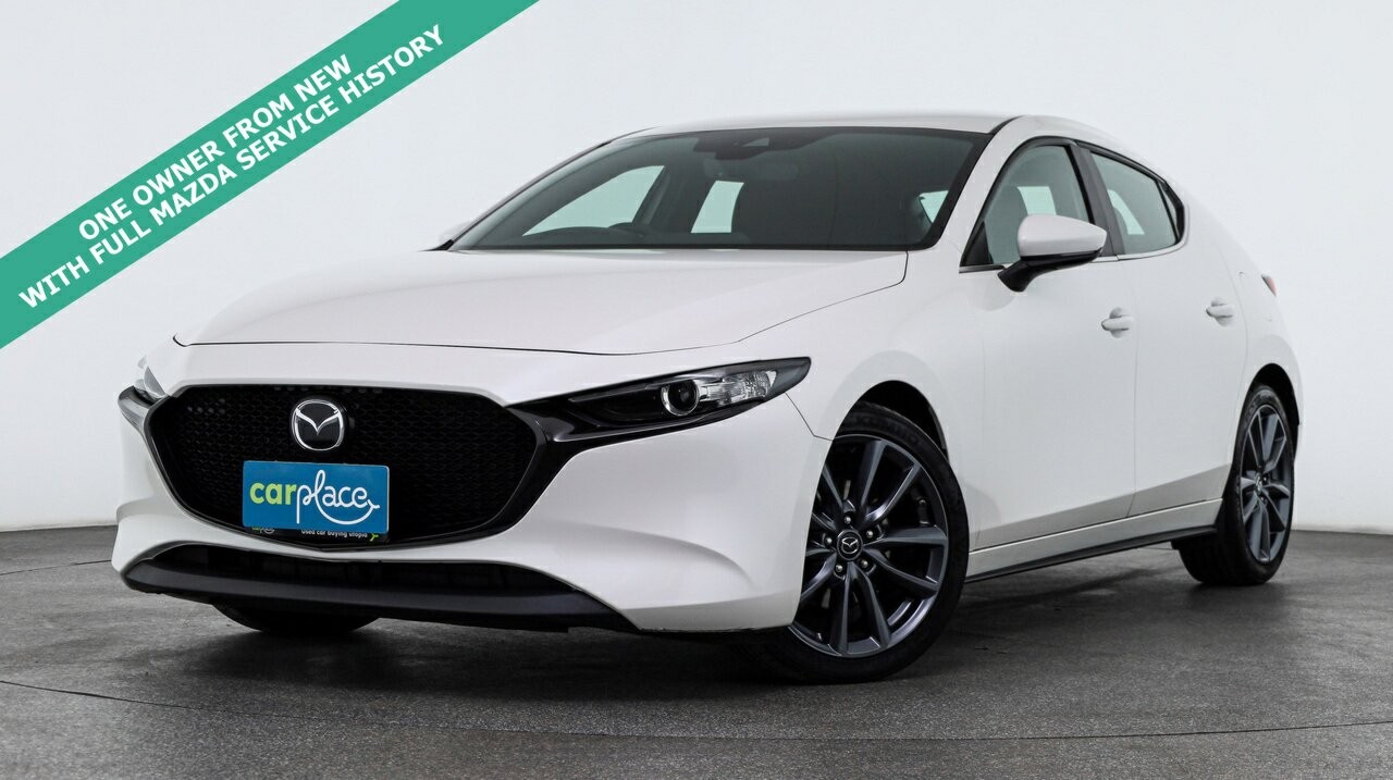 Mazda 3 image 1