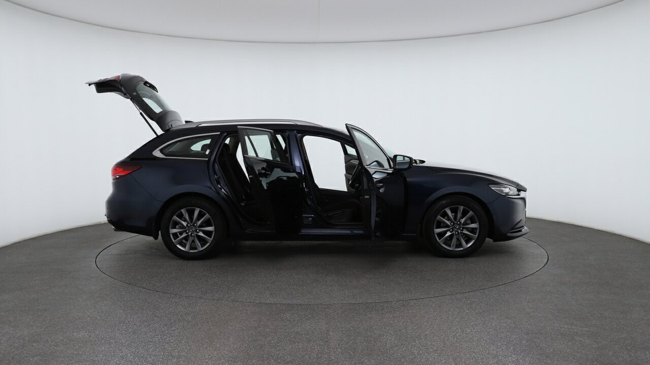 Mazda 6 image 4