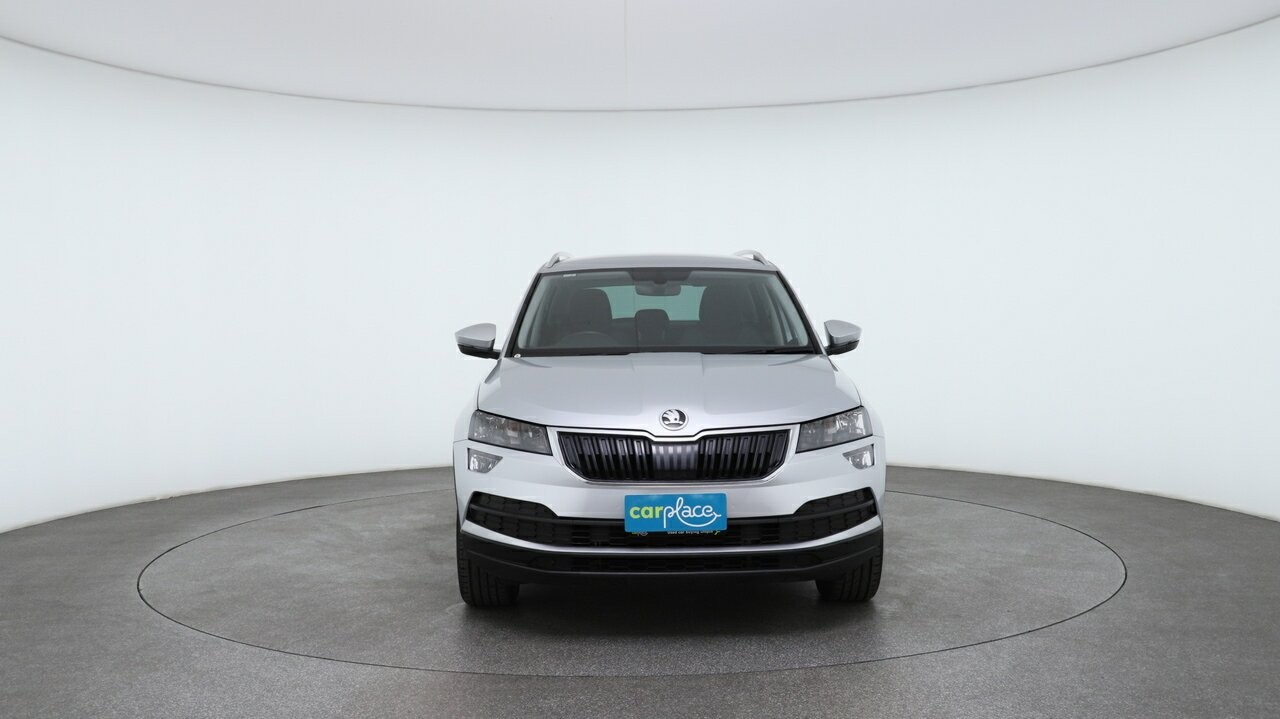 Skoda Karoq image 2