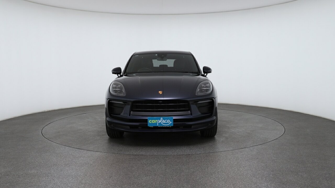 Porsche Macan image 2