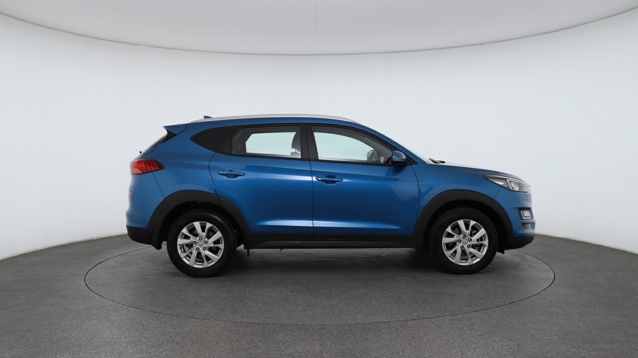 Hyundai Tucson image 3