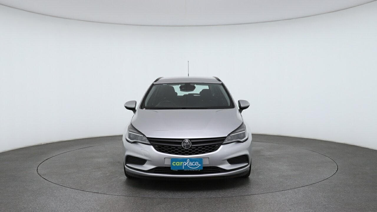 Holden Astra image 2