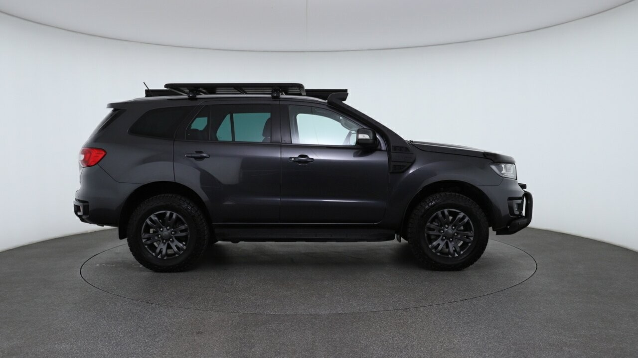 Ford Everest image 3