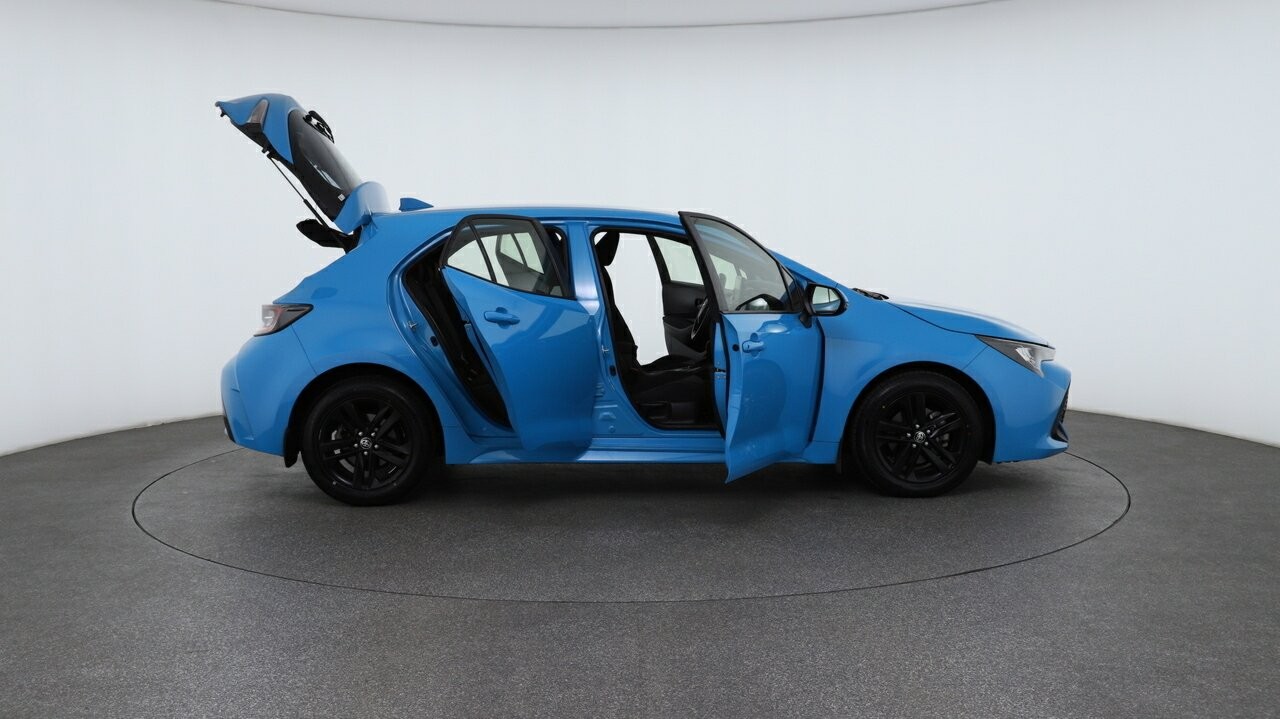 Toyota Corolla image 4