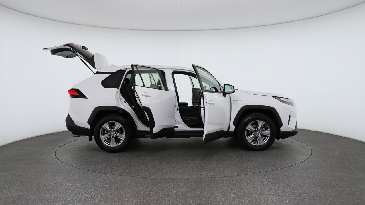 Toyota Rav4 image 4