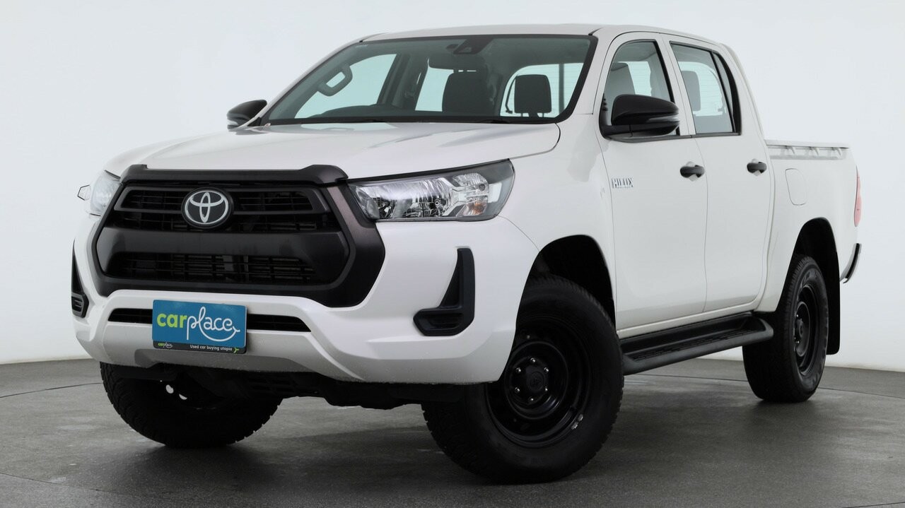 Toyota Hilux image 1