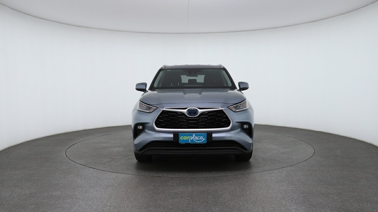 Toyota Kluger image 2