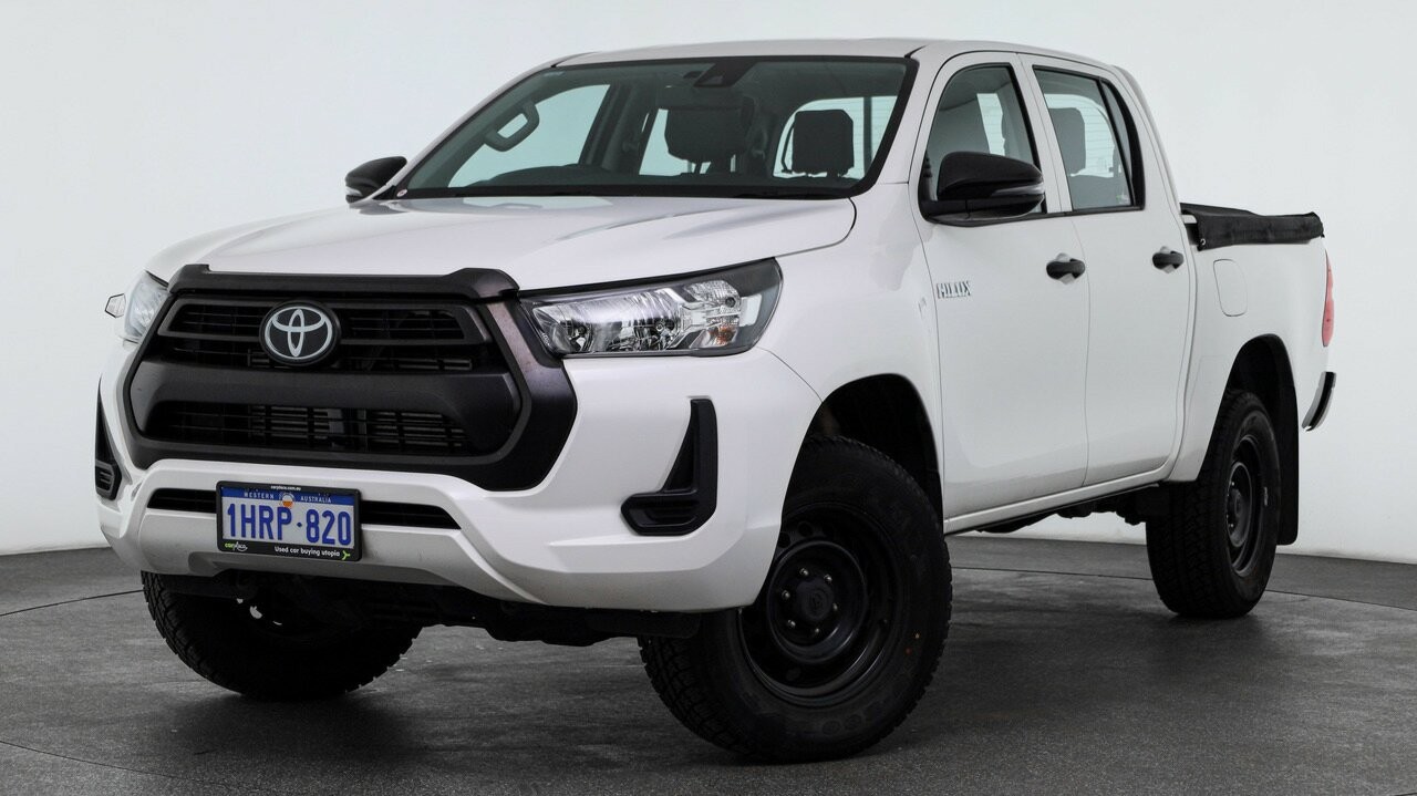 Toyota Hilux image 1
